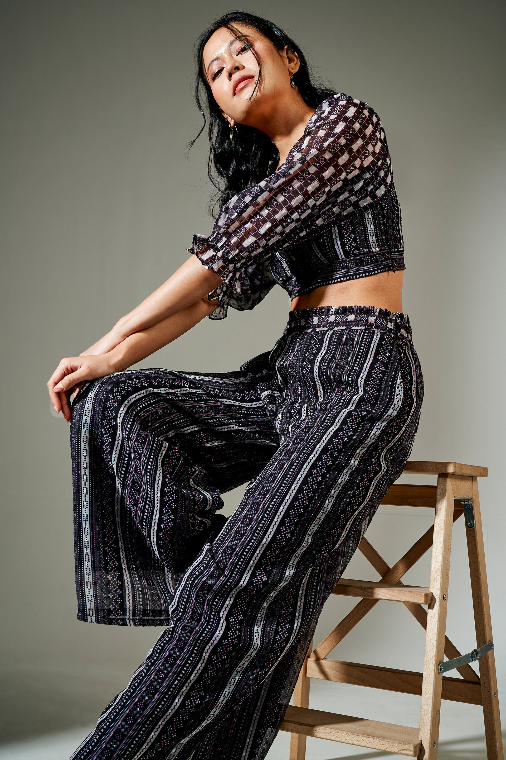 Black Geometric Smocking Cropped Set, Black, image 6